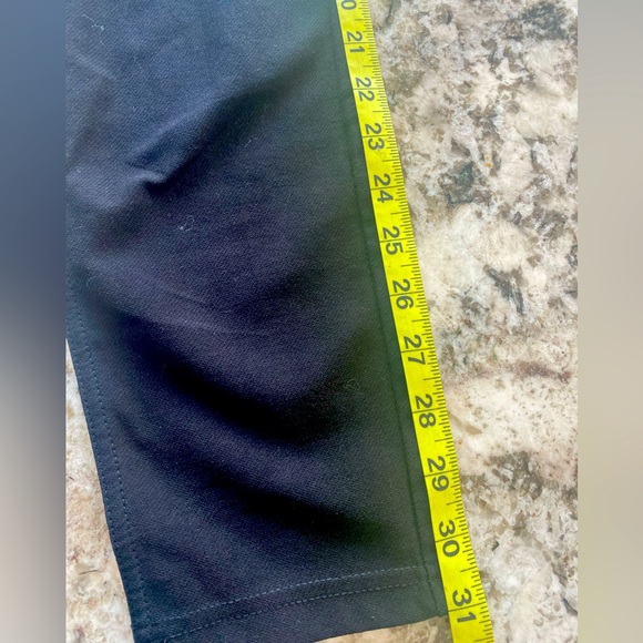 Hue black stretchy pants. Size Small. - Picture 4 of 6